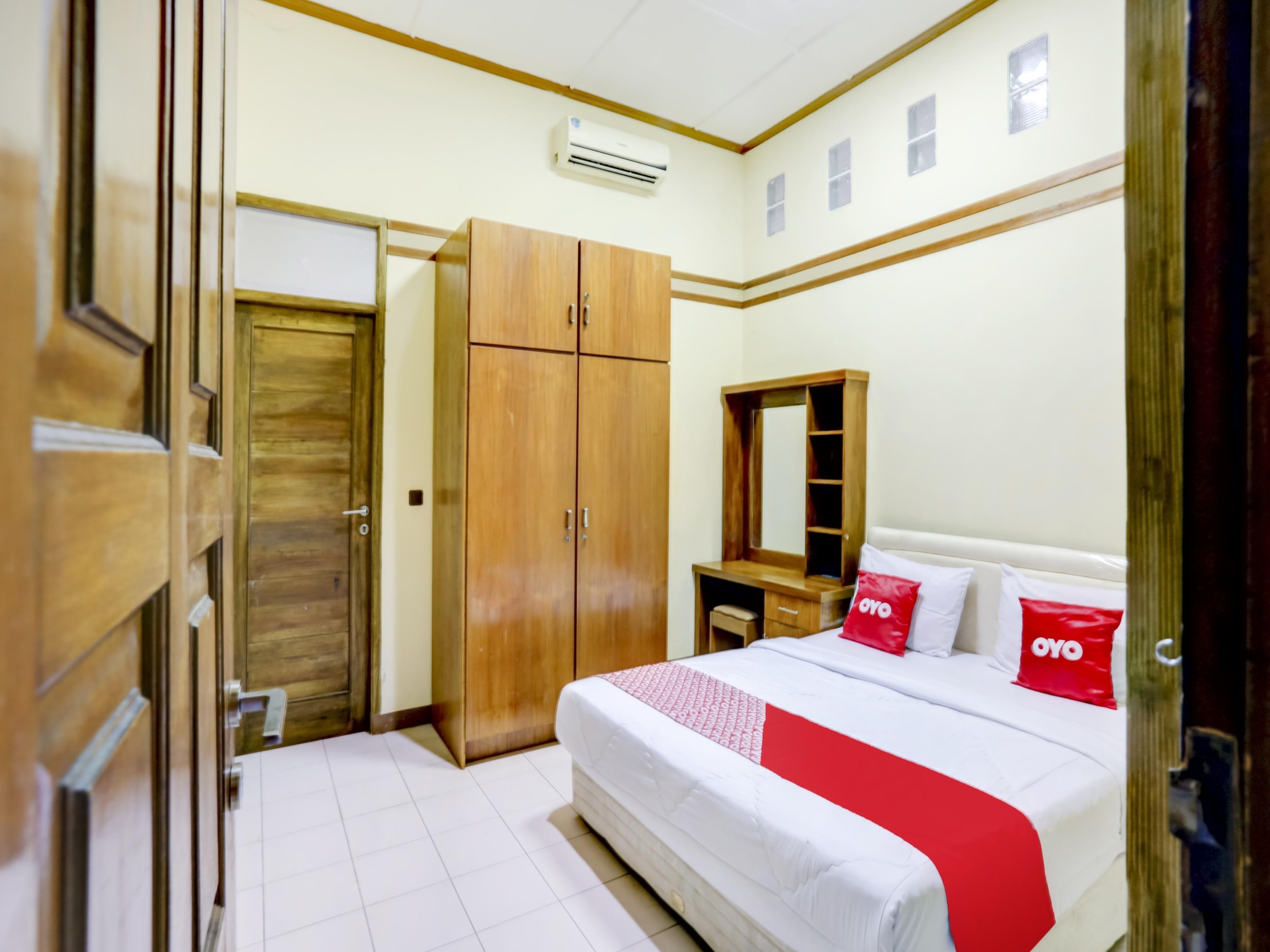 Oyo 90066 Tobana Pejaten House Jakarta Buitenkant foto