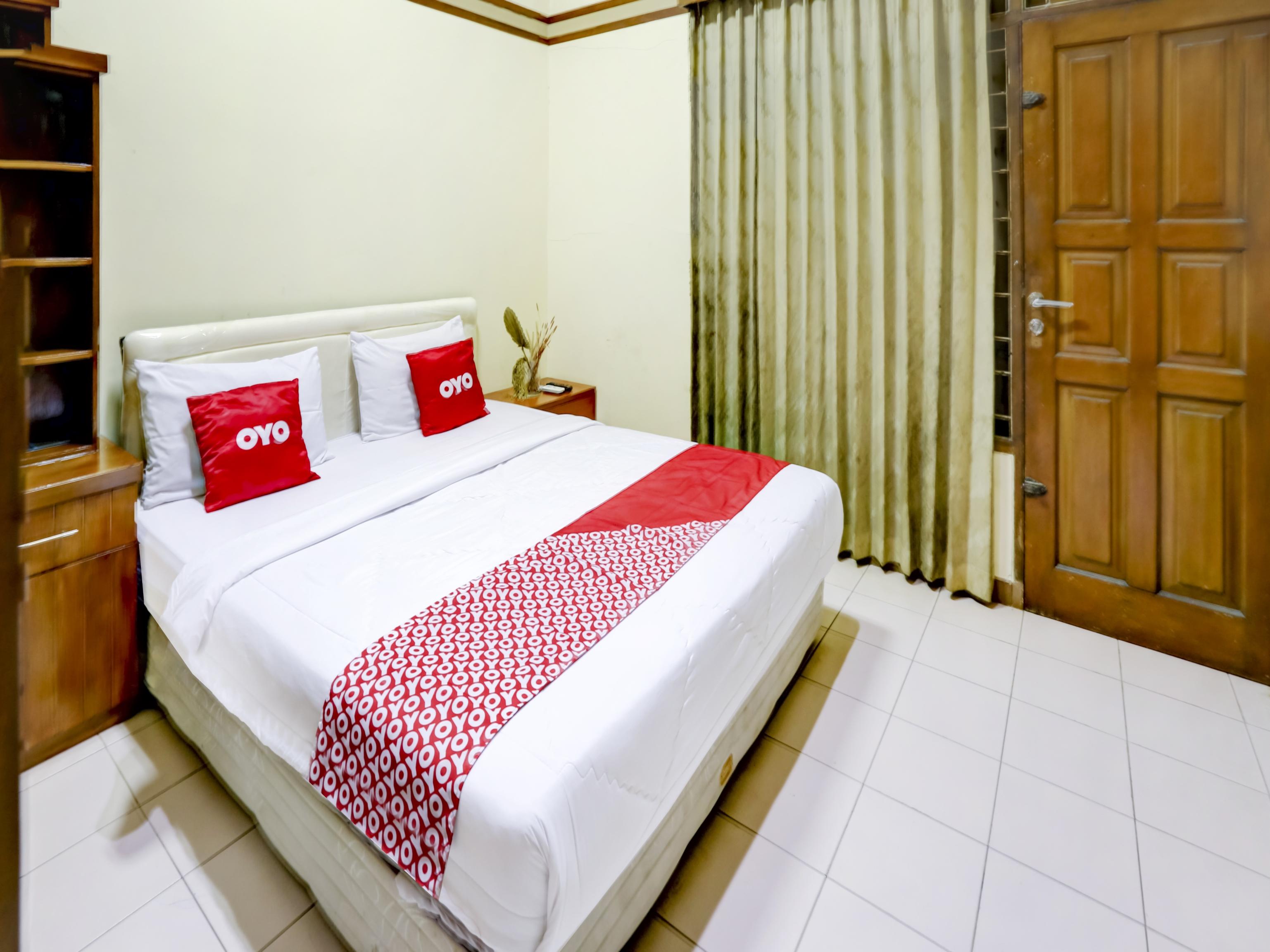 Oyo 90066 Tobana Pejaten House Jakarta Buitenkant foto