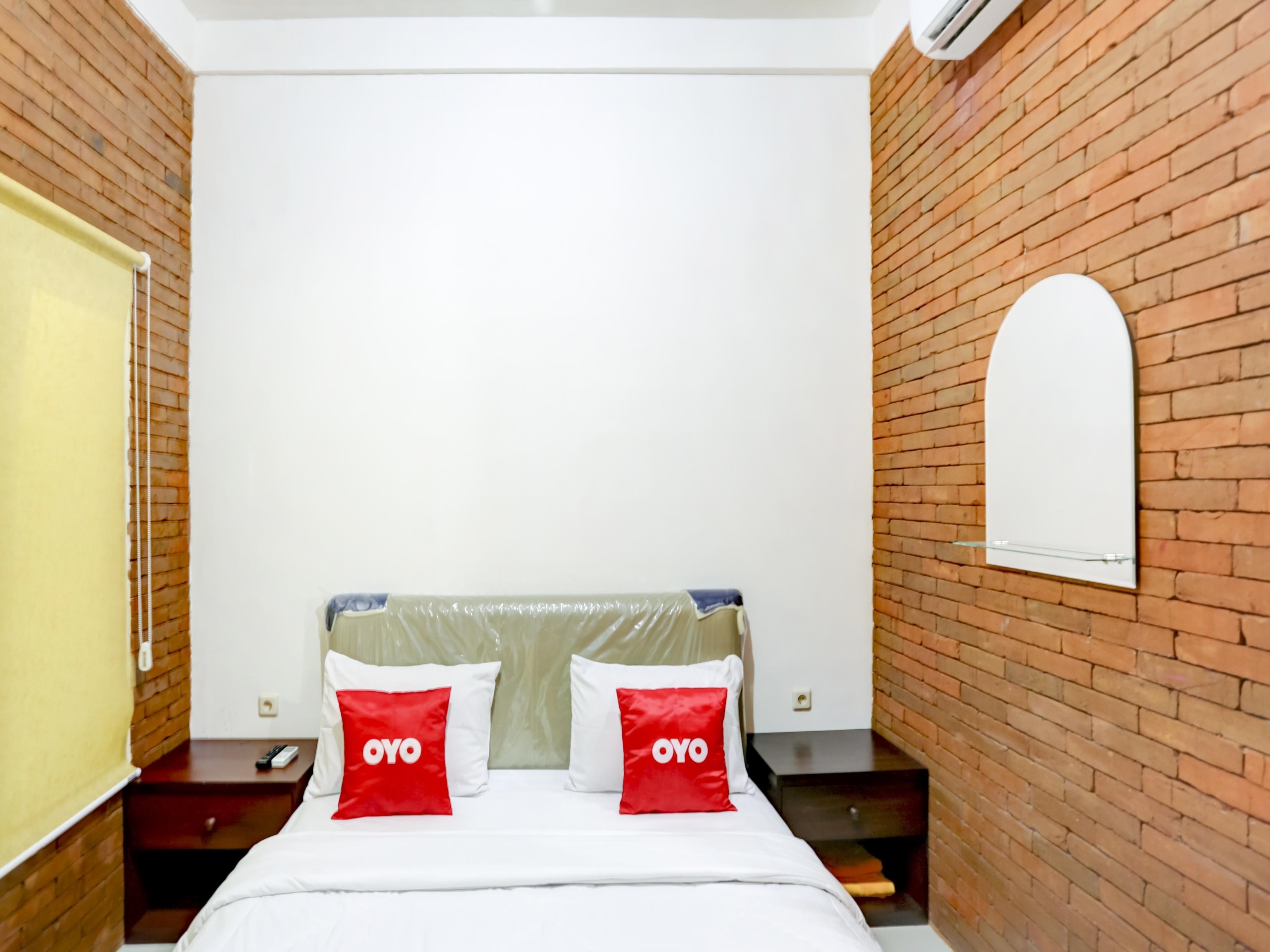 Oyo 90066 Tobana Pejaten House Jakarta Buitenkant foto