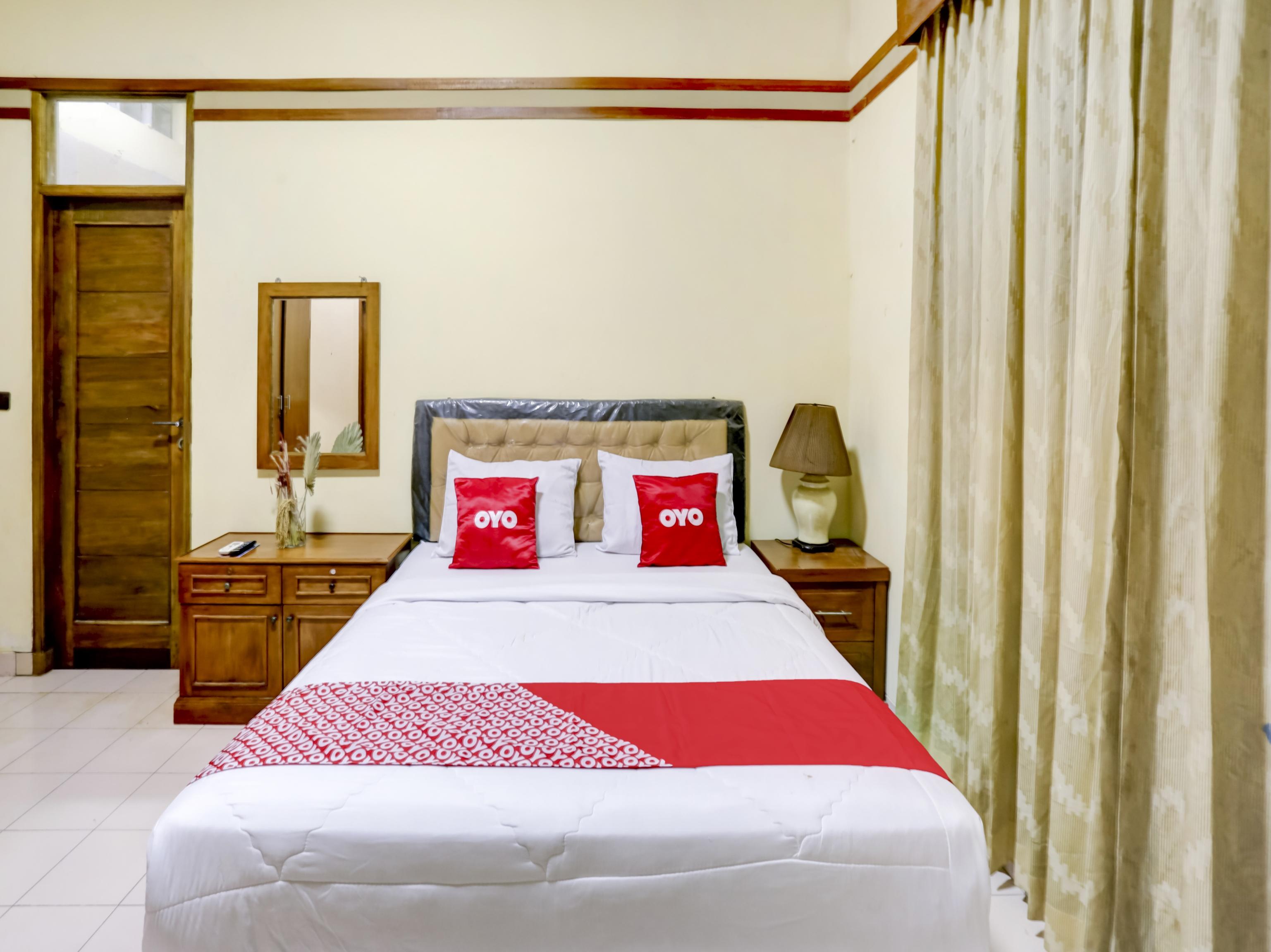 Oyo 90066 Tobana Pejaten House Jakarta Buitenkant foto