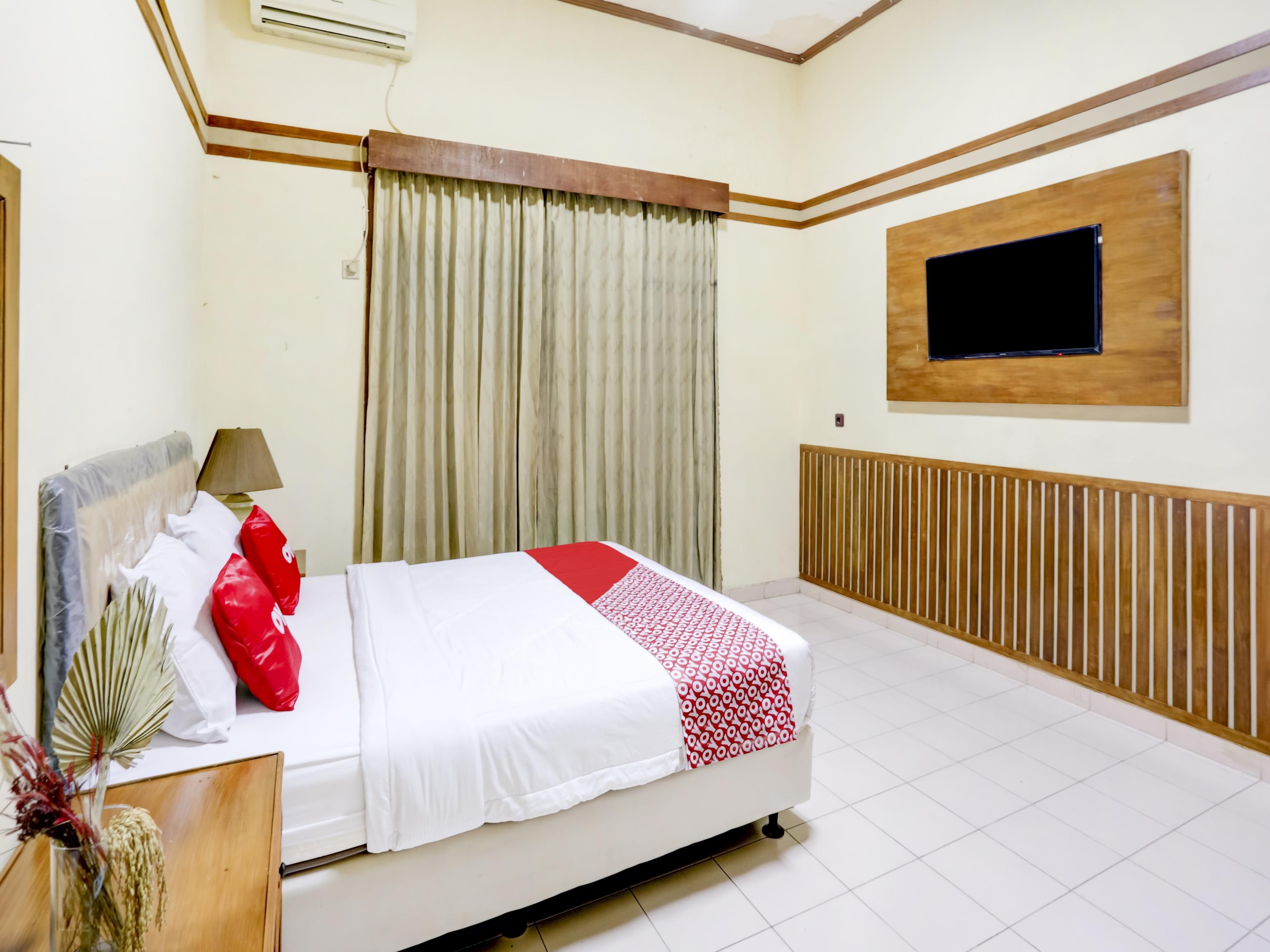 Oyo 90066 Tobana Pejaten House Jakarta Buitenkant foto